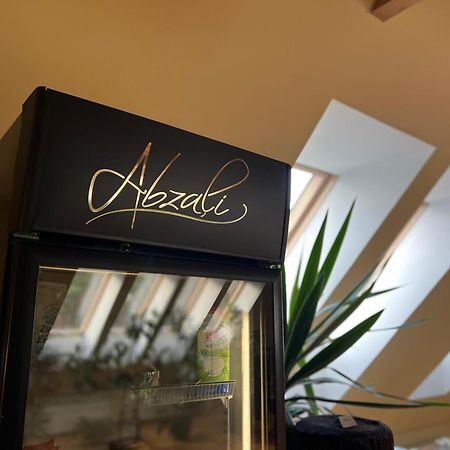 Abzali Hotel And Restaurant With Self Check-In Adazi Exterior foto