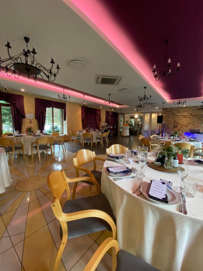 Abzali Hotel And Restaurant With Self Check-In Adazi Exterior foto